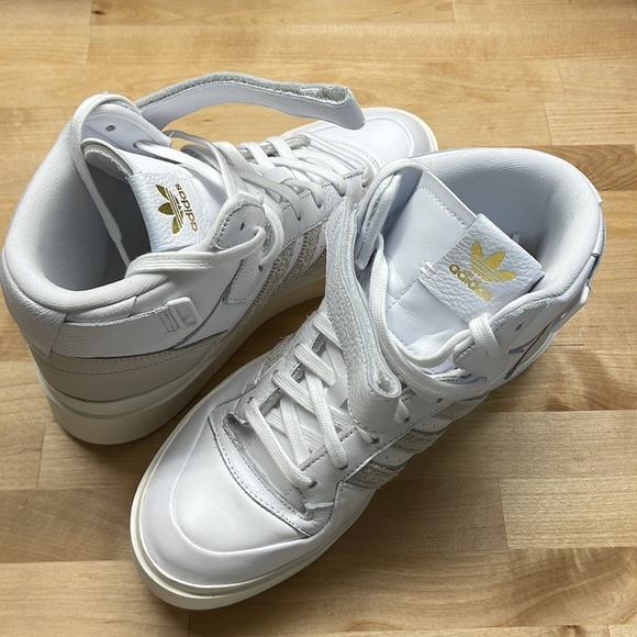 Women’s Adidas Forum Bonega Mid Shoes - Picture 4 of 15